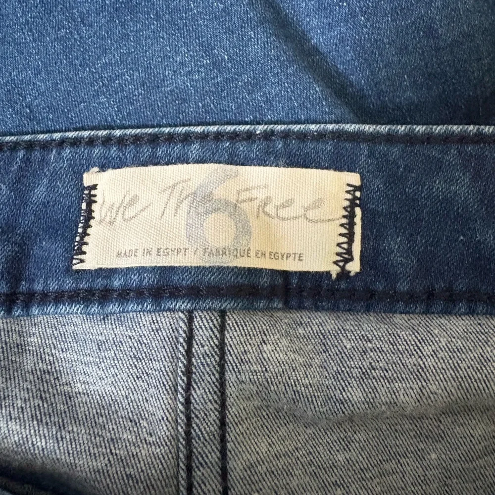 Free People Notched Asymmetrical Denim Mini Skirt Size 6 - Picture 6 of 7